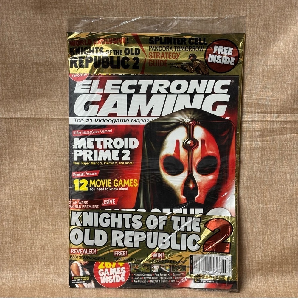 Electronic Gaming Monthly EGM June 2004 - #179 Knights of Old Repblic 2 II